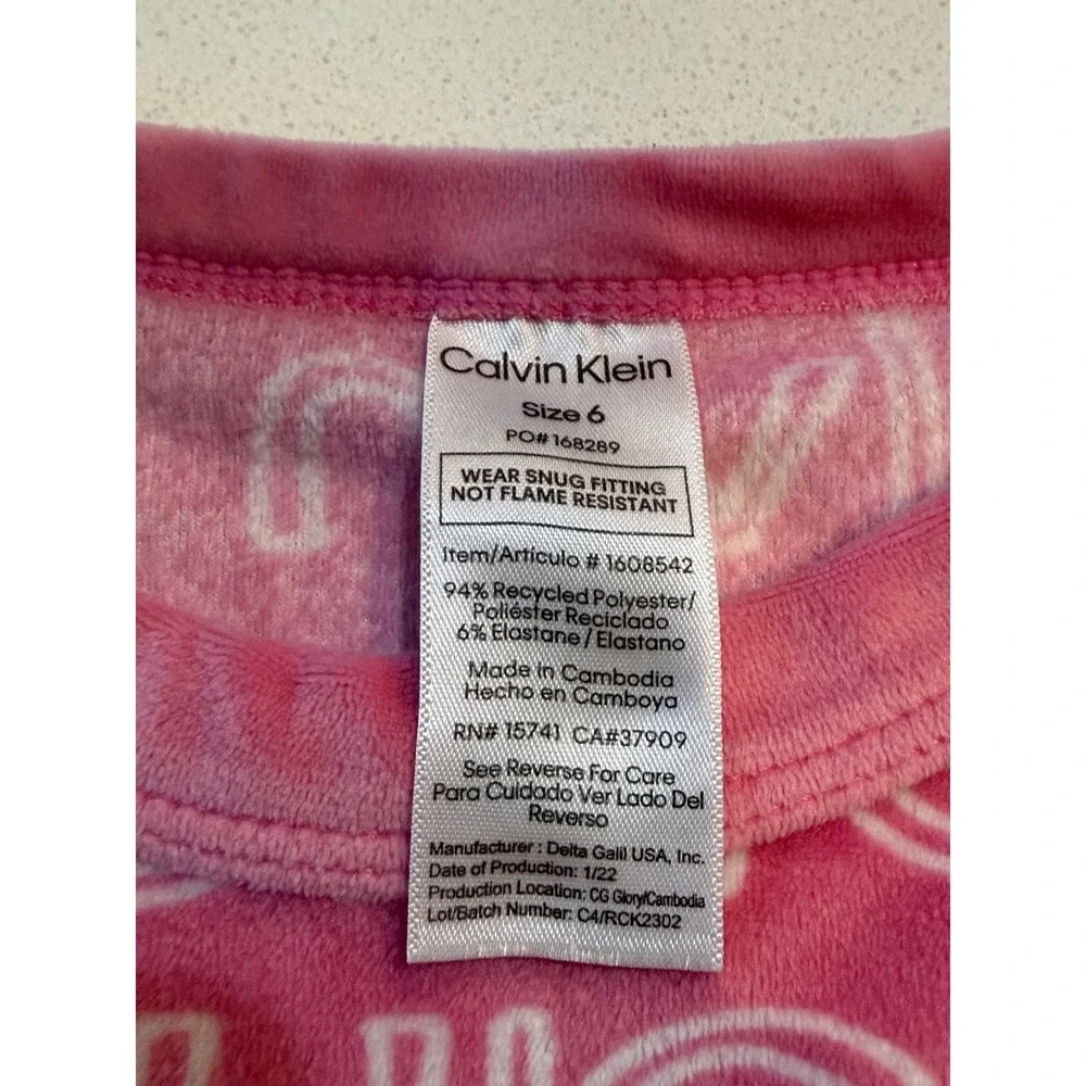 Calvin Klein Kids Girls Pink Velvet All‎ Over Logo Pajama Set Size 6 Cozy Soft